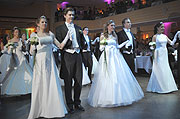 Die Debütantinnen 2010 (Foto. Nathalie Tandler